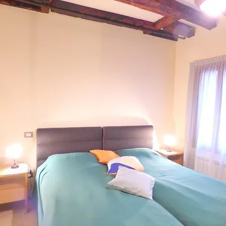 Semesterbostad Ca' Neldo - Venisejetaime